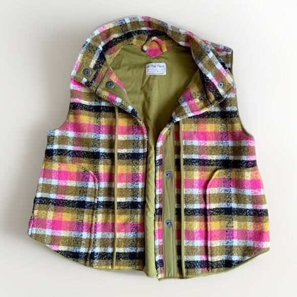 Free People Wrapped Up Blanket NWOT Vest Plaid Pockets Lined Size Medium - Picture 3 of 11